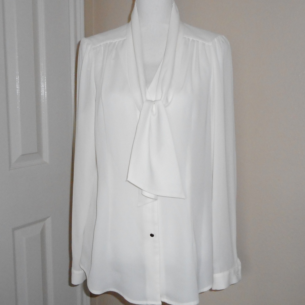 Tahari ASL Bow Blouse